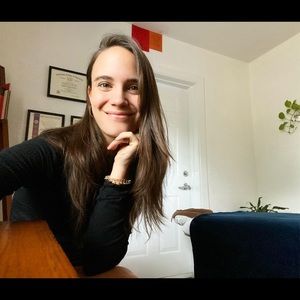 Meet your Posher, Ashley